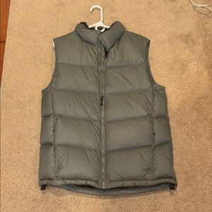 Eddie Bauer puffer vest